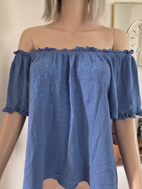 Womens Blue Smocked Off Shoulder Embroidered Top Ruffled Sleeves Size Large
